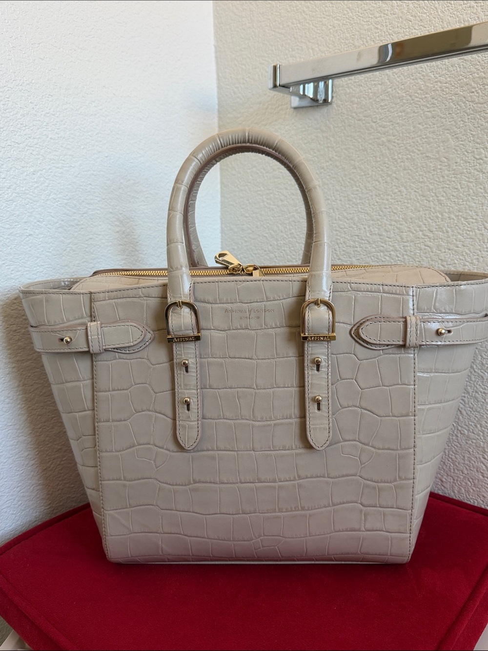 NWOT Aspinal of London LIGHT BEIGE CROC Marylebone Leather Satchel.